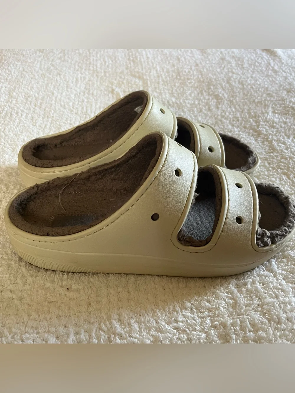 CROCS CLASSIC COZZZY SANDAL Bone / Mushroom BEIGE WINTER UNISEX Size 10 Men